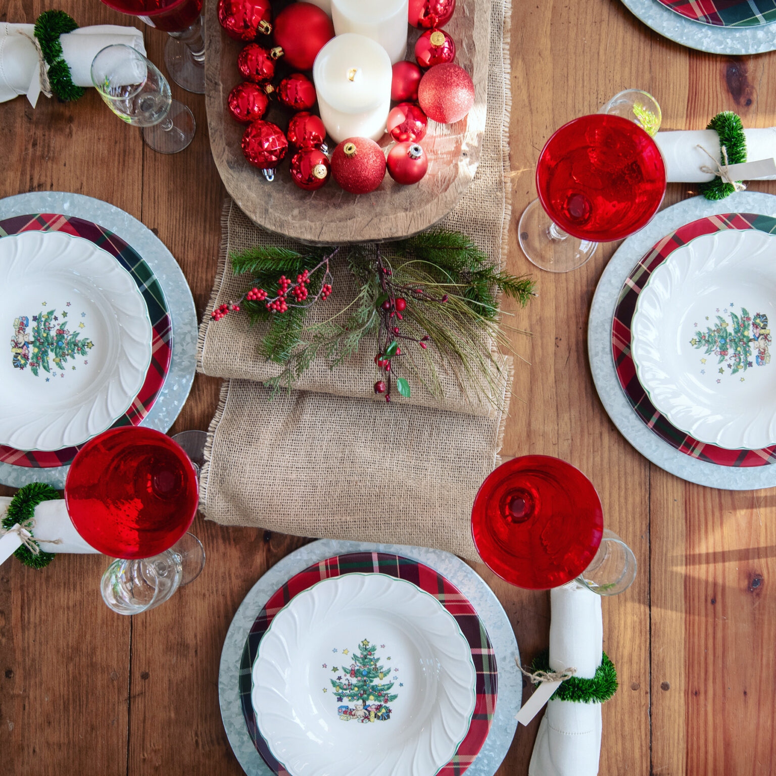 3 Simple Christmas Table Looks for the Holidays ⋆ The Old Barn